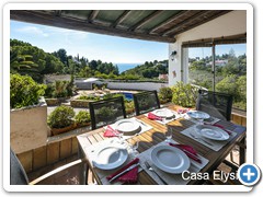 Al fresco dining with spectacular views
